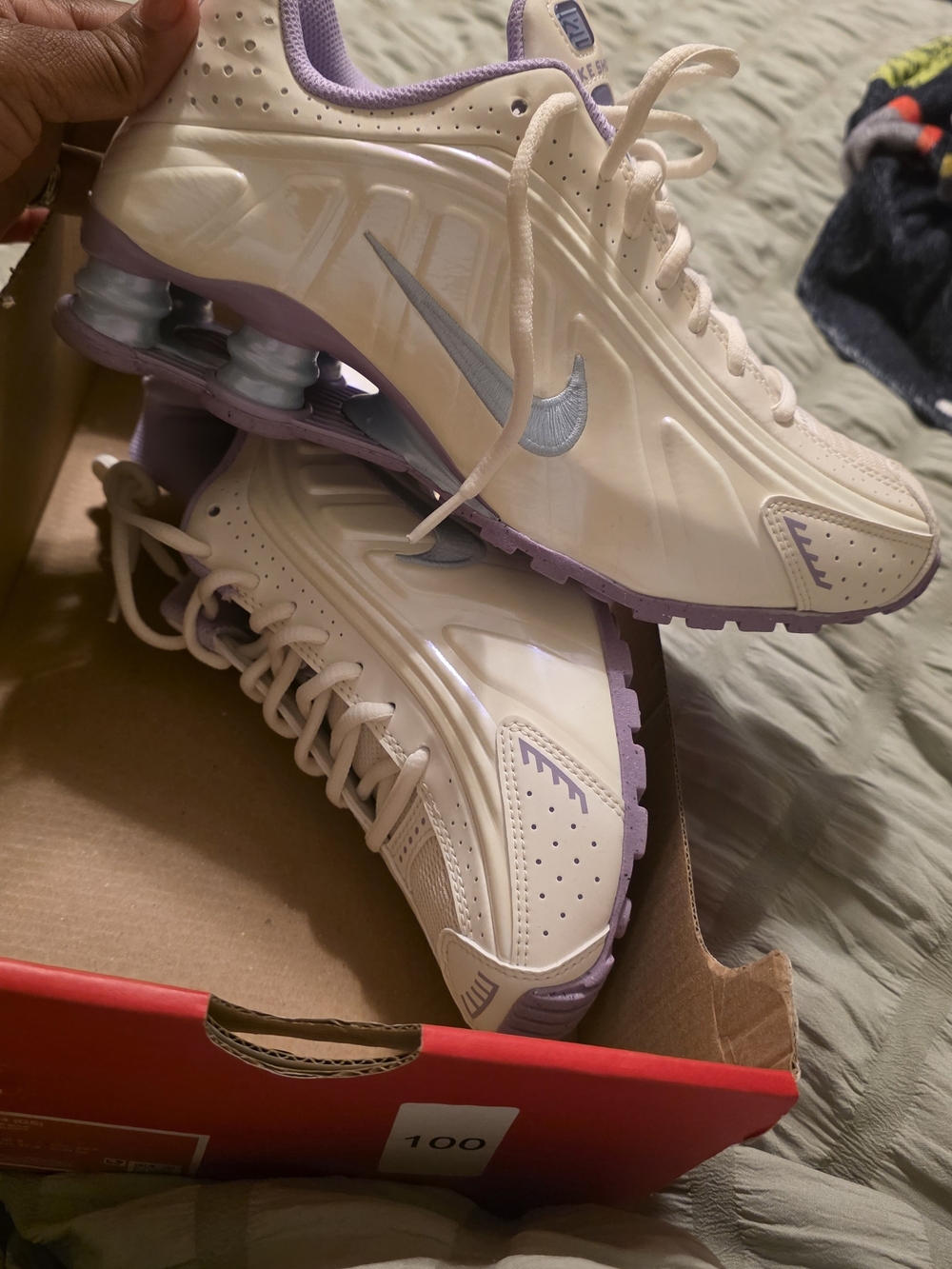 Nike Shox- 6.5Y (8 Women's) - Picture 4 of 5